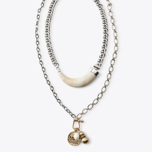 Zara PACK OF 2 HORN AND CHARM NECKLACES - Picture 1 of 3